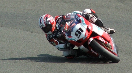 Leon          Haslam